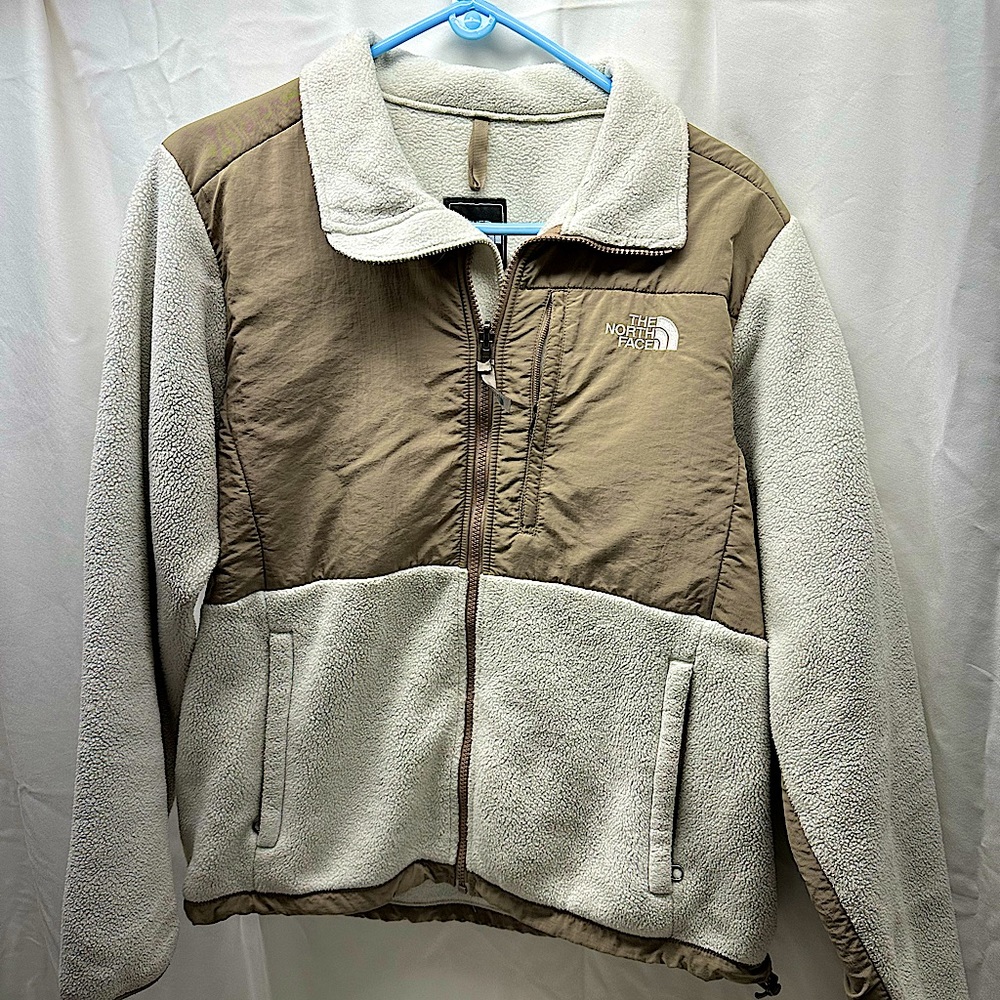The North Face women’s fleece jacket size L